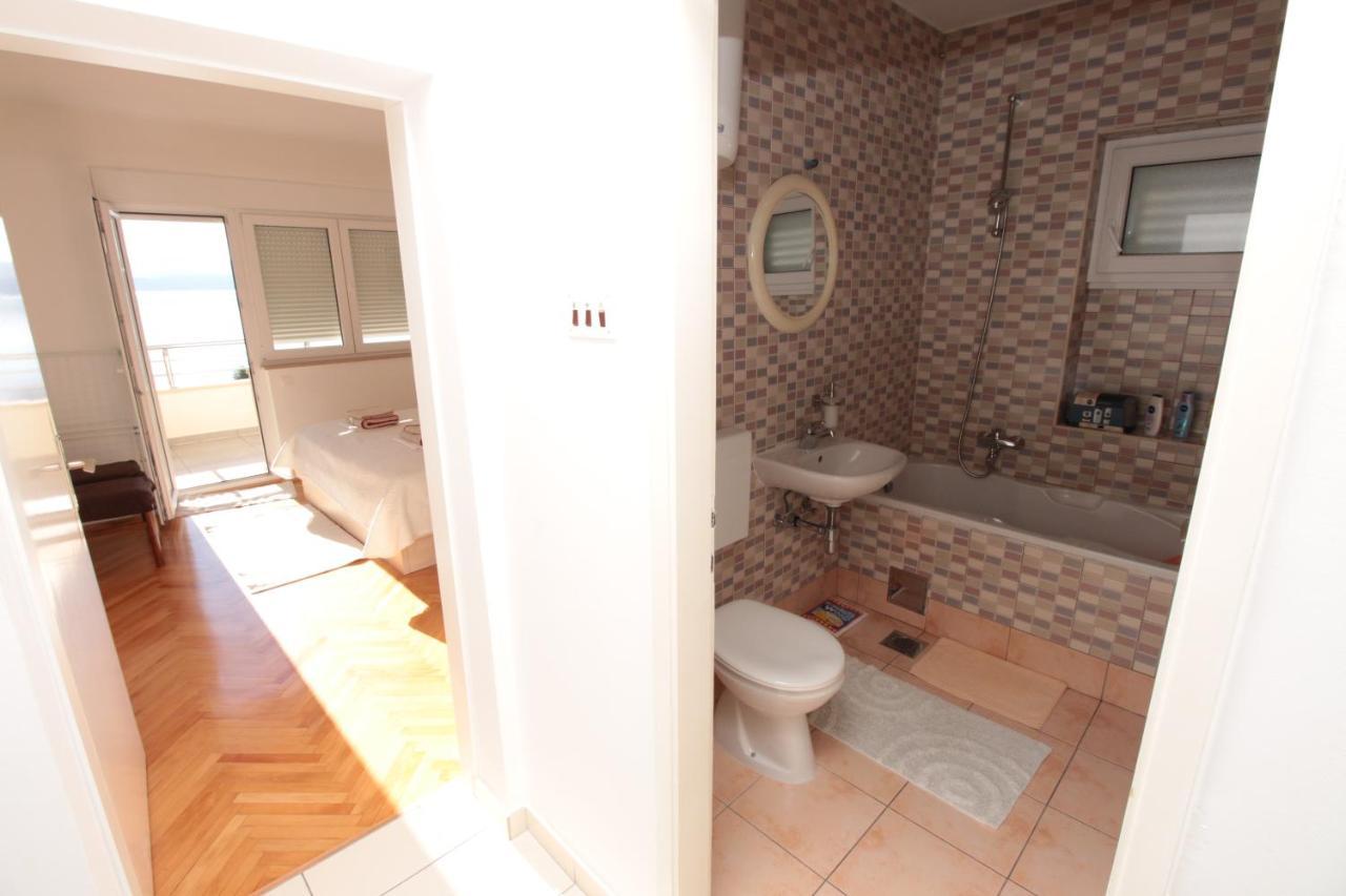 Apartmani Damir Livajic 奥米什 外观 照片